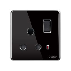 15A 3 Pin Round Socket With Switch